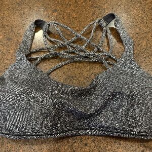 Lululemon Free To Be Bra (Wild) Size 8 Feathered Jacquard Black White. Used